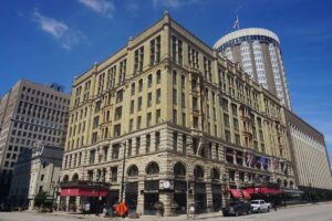Read more about the article The Pfister Hotel: Haunted Luxury in Milwaukee, WI